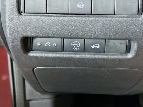 Used 2023 Nissan Rogue SV w/ SV Premium B Package AWD/4WD image 17
