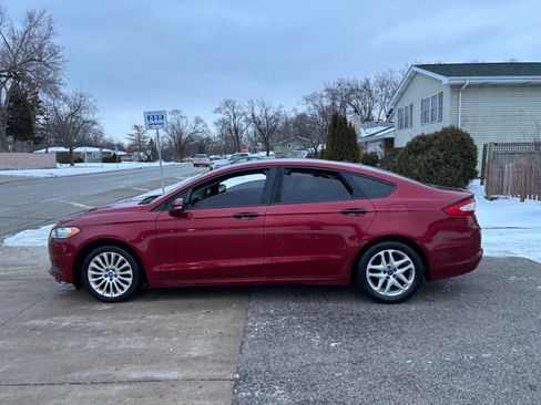 Used 2014 Ford Fusion SE image 15