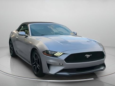 Certified 2020 Ford Mustang Premium RWD image 4