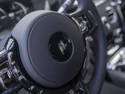 New 2026 Rolls-Royce Cullinan Black Badge AWD/4WD image 35