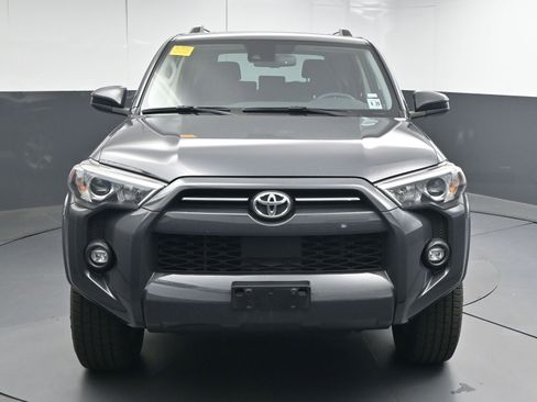 Certified 2024 Toyota 4Runner SR5 image 2