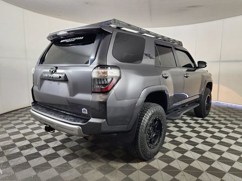 Used 2018 Toyota 4Runner TRD Off-Road Premium AWD/4WD image 7