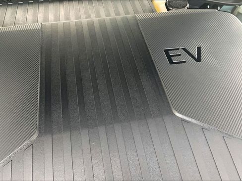 Certified 2024 Hyundai Kona SEL image 32