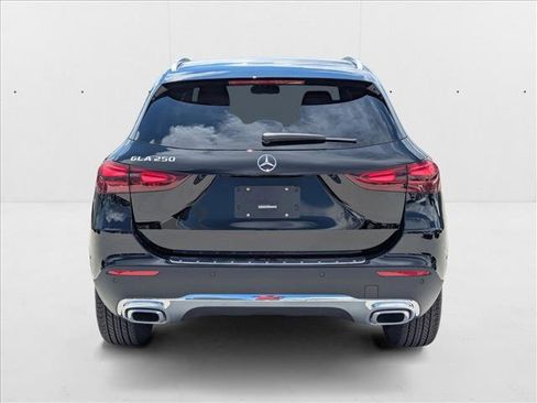 New 2026 Mercedes-Benz GLA 250 GLA 250 image 8