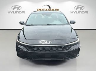 Certified 2025 Hyundai Elantra SEL w/ Cargo Package FWD video 2
