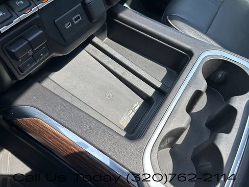 Certified 2021 Chevrolet Silverado 1500 High Country w/ Technology Package AWD/4WD image 28