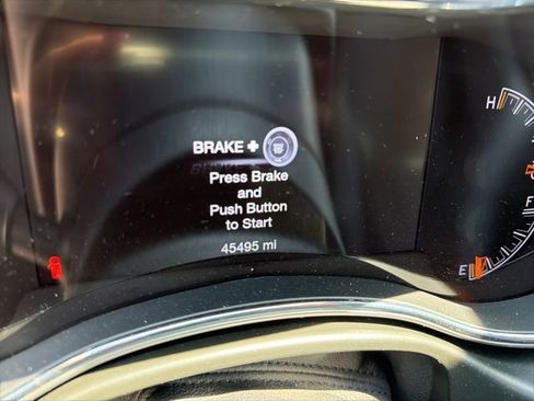 Used 2021 Jeep Grand Cherokee Limited AWD/4WD image 5