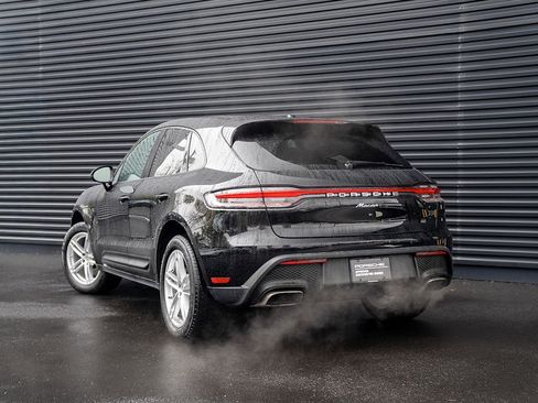 Certified 2026 Porsche Macan AWD/4WD image 3