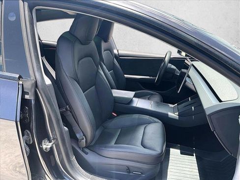 Used 2024 Tesla Model 3 Long Range AWD/4WD image 9