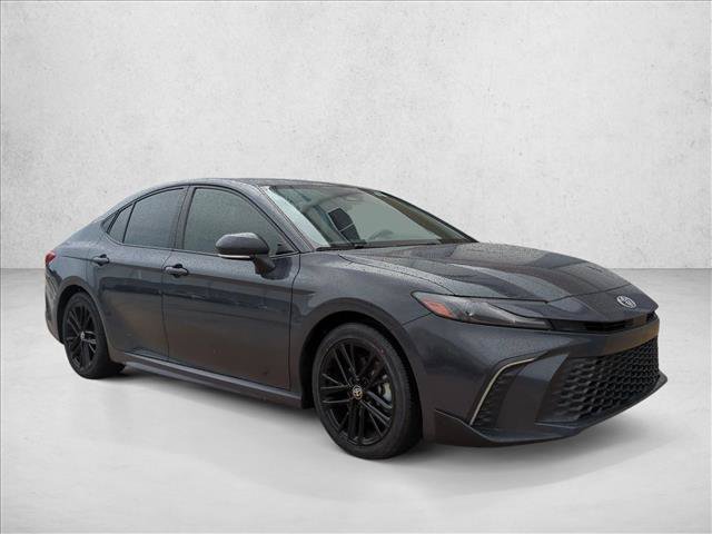 Used 2025 Toyota Camry SE FWD image 4