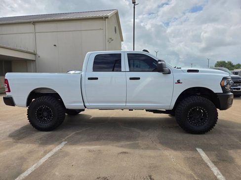Used 2024 RAM 2500 Tradesman AWD/4WD image 4