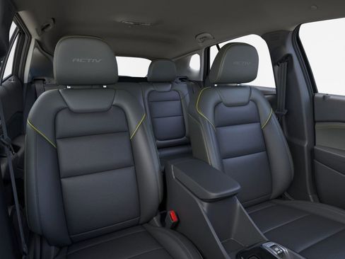 New 2026 Chevrolet Trax ACTIV image 16