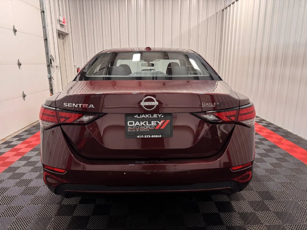 Used 2025 Nissan Sentra SV w/ All-Weather Package FWD image 3