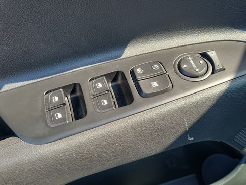 Used 2022 Kia Rio LX FWD image 12
