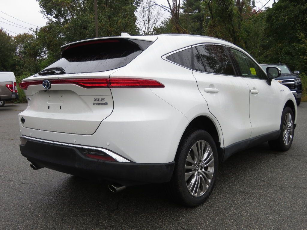 Used 2021 Toyota Venza XLE w/ Softex Package AWD/4WD image 5