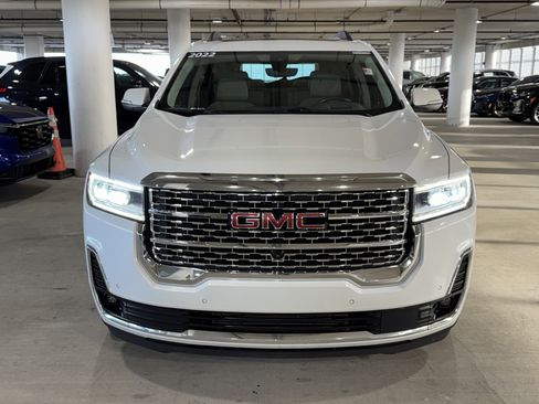 Used 2022 GMC Acadia Denali w/ Denali Ultimate Package image 3