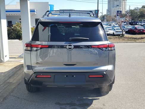New 2026 Nissan Pathfinder SV image 4