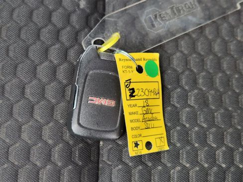 Used 2018 GMC Acadia SLE image 33