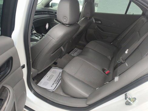 Used 2016 Chevrolet Malibu LT image 13