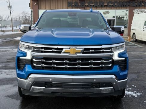 Used 2022 Chevrolet Silverado 1500 LTZ image 3