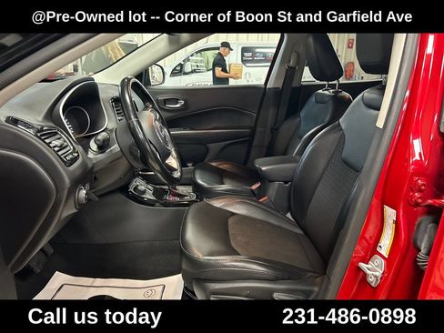 Used 2020 Jeep Compass Latitude AWD/4WD image 14