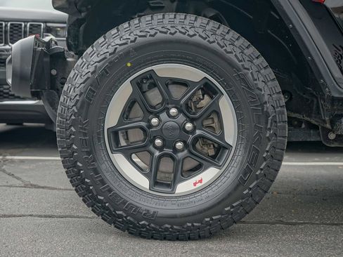 Used 2018 Jeep Wrangler Unlimited Rubicon image 10