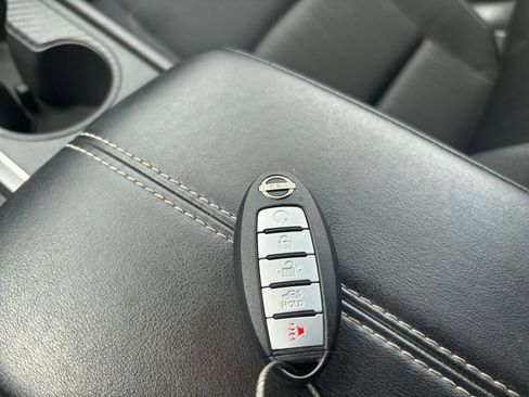 Used 2025 Nissan Altima 2.5 SV FWD image 20