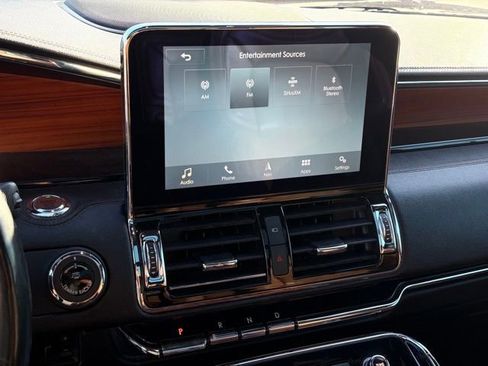 Used 2018 Lincoln Navigator Reserve w/ Technology Package AWD/4WD image 20