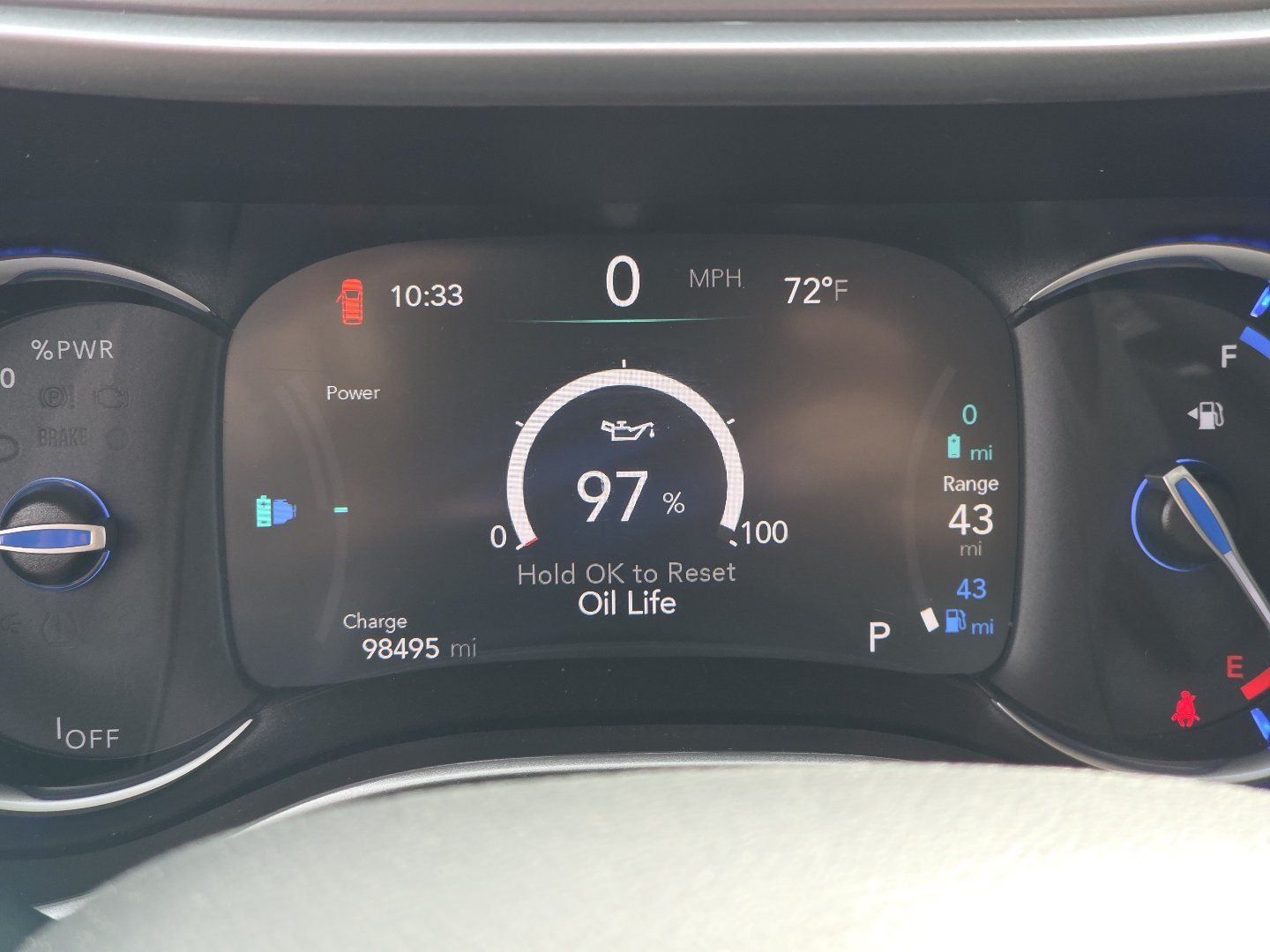 Used 2021 Chrysler Pacifica Touring-L FWD image 25