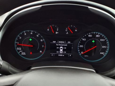 Used 2025 Chevrolet Malibu LT FWD image 18