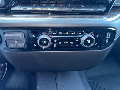 Used 2025 Chevrolet Silverado 1500 LT AWD/4WD image 24