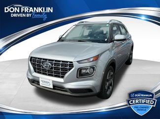 Used 2025 Hyundai Venue SEL FWD video 1