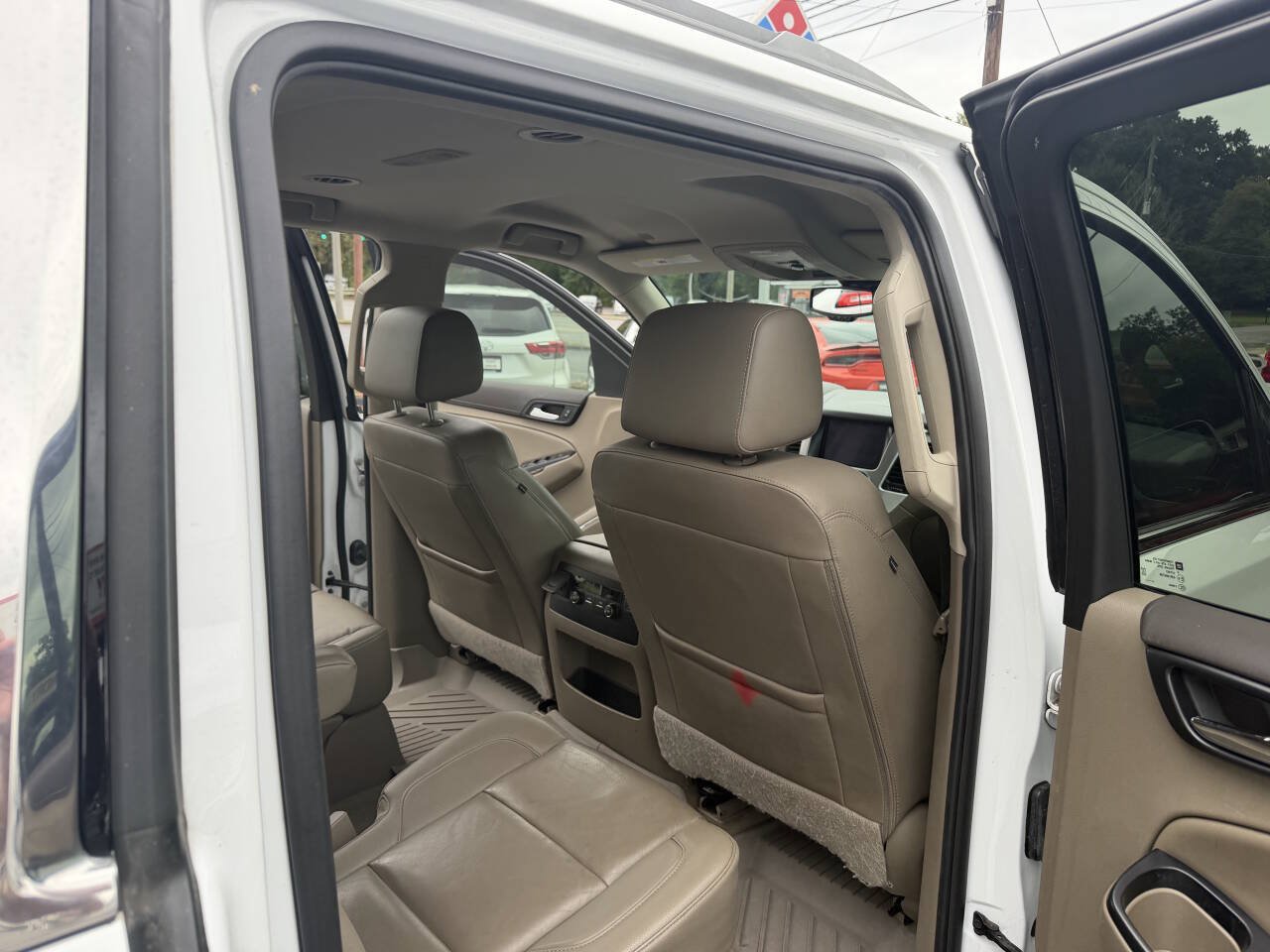 Used 2020 GMC Yukon XL SLT w/ HD Trailering Package RWD image 13