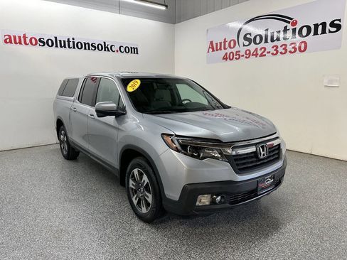 Used 2019 Honda Ridgeline RTL-T image 1
