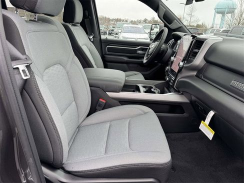 New 2026 RAM 1500 4x4 Crew Cab image 12