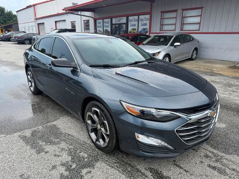 Used 2020 Chevrolet Malibu LT FWD image 3
