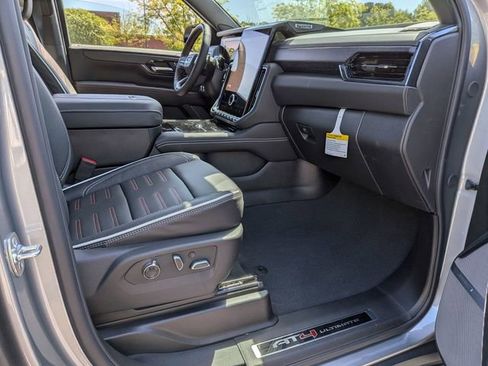 New 2026 GMC Yukon XL AT4 Ultimate AWD/4WD image 28
