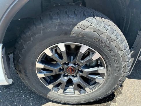 Certified 2024 Nissan Titan PRO-4X w/ Pro-4x Utility Package AWD/4WD image 16