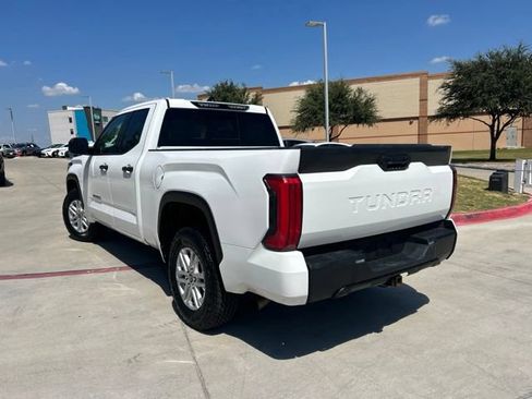 Used 2022 Toyota Tundra SR5 AWD/4WD image 5