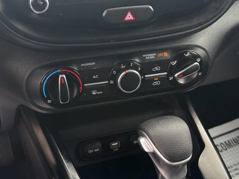 Used 2020 Kia Soul LX FWD image 22
