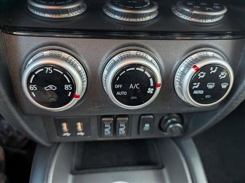 Used 2024 Mitsubishi Outlander Sport SE image 32