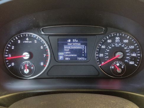 Used 2020 Kia Sorento LX FWD image 23