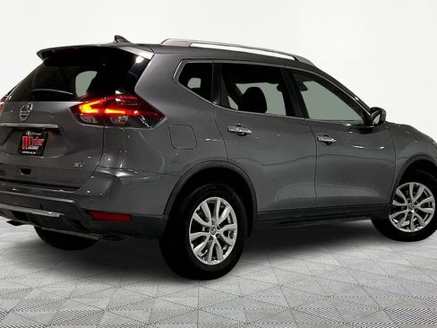 Used 2019 Nissan Rogue SV image 6