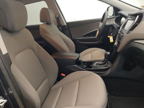 Used 2019 Hyundai Santa Fe XL SE FWD image 21