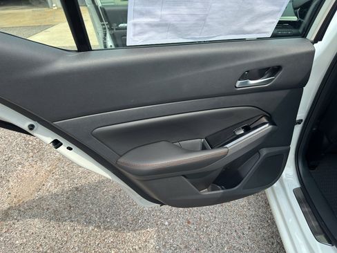 New 2025 Nissan Altima 2.5 SR image 12