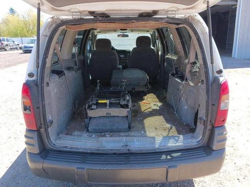 Used 2004 Pontiac Montana Extended w/ Climate Package FWD image 26