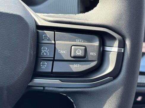 New 2026 Jeep Cherokee Laredo image 16