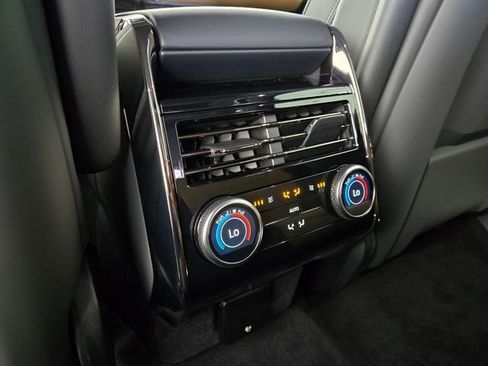 New 2026 Land Rover Range Rover Sport Dynamic SE AWD/4WD image 13