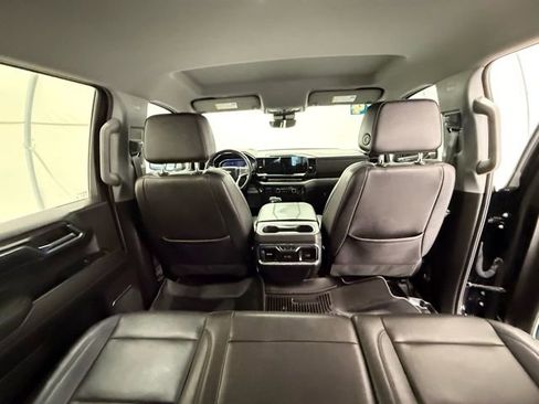 Used 2024 Chevrolet Silverado 1500 LTZ w/ Technology Package image 28