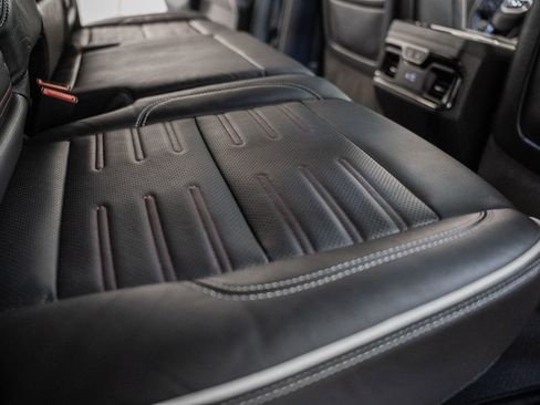 Used 2023 GMC Sierra 1500 AT4X image 41